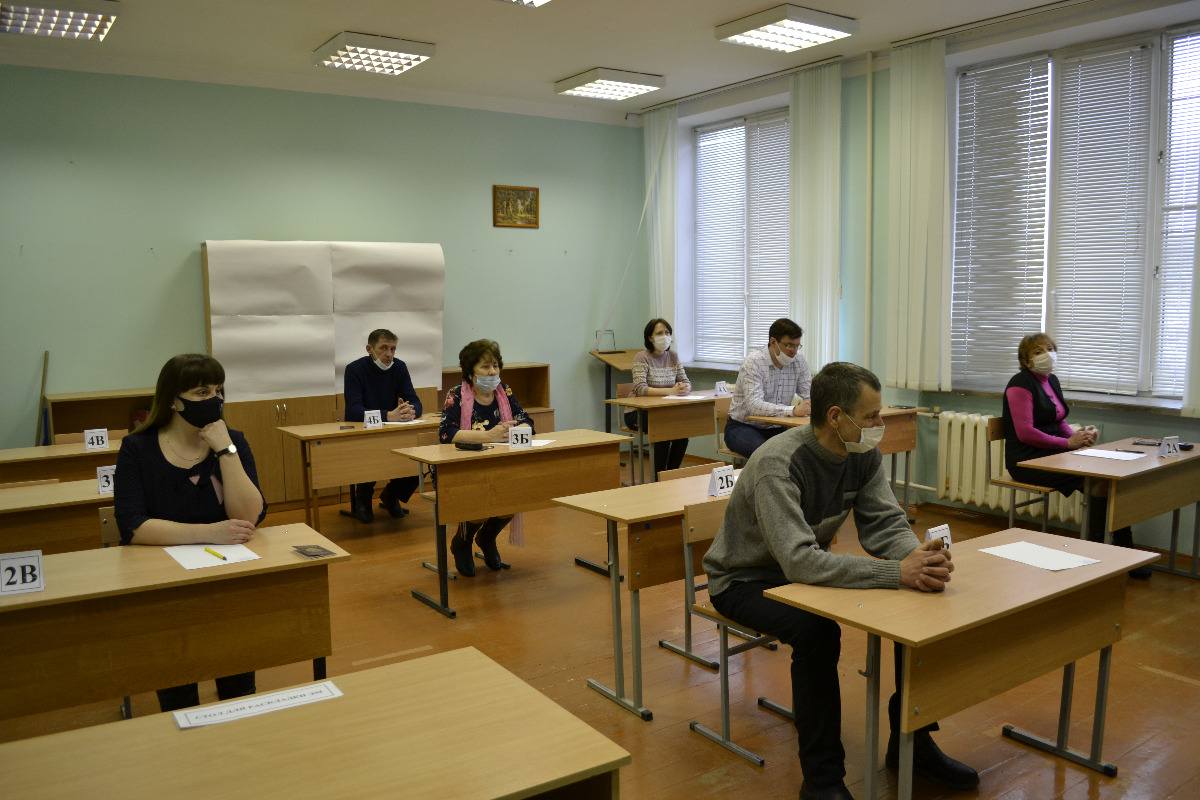 ЕГЭ по русскому языку написали 1500 родителей белгородских школьников